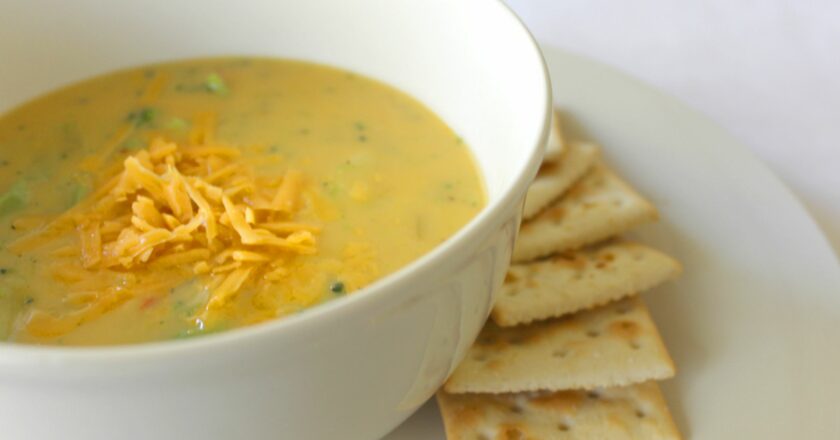 Easy Broccoli and Cheddar Soup